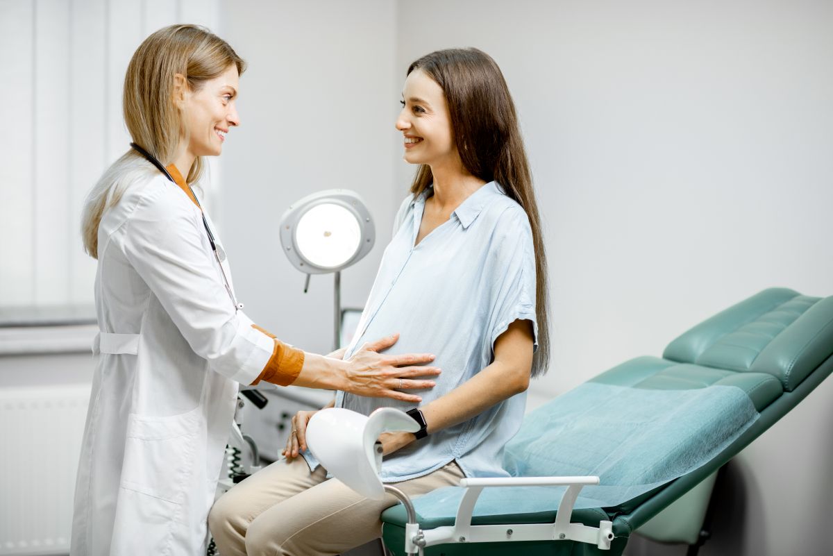 what to expect at your first pregnancy appointment
